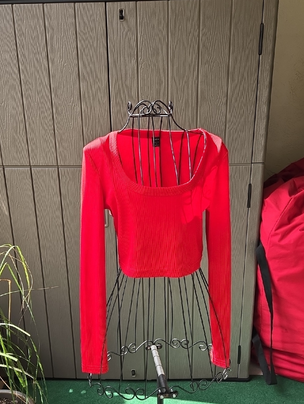 SHEIN Bright Red Ribbed Long-Sleeve Scoop Crop Top